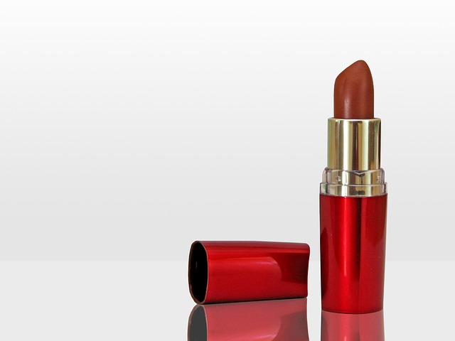 cosmetic-727636_640