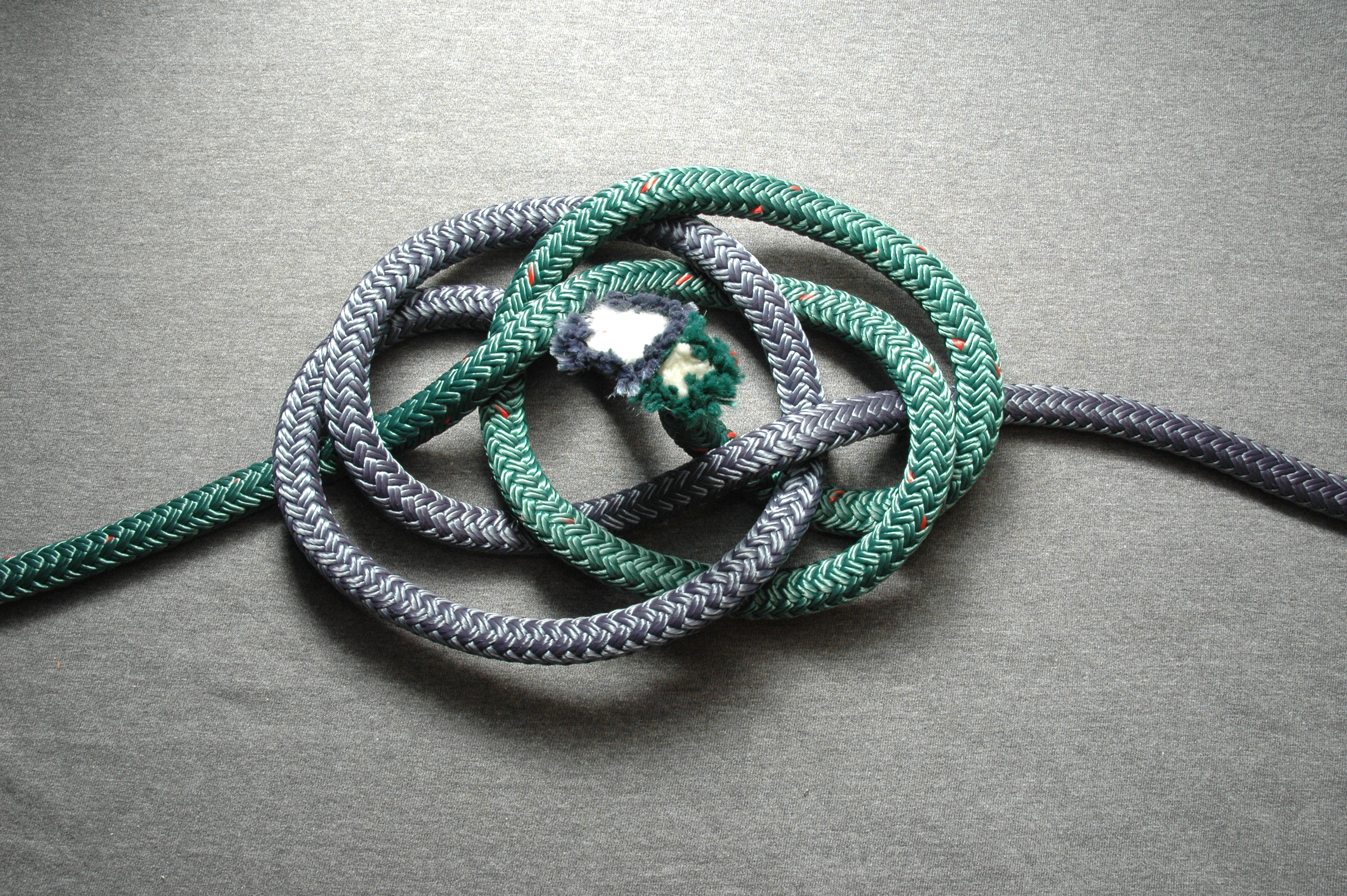 Knife-lanyard-knot-ABOK-787-Through-center