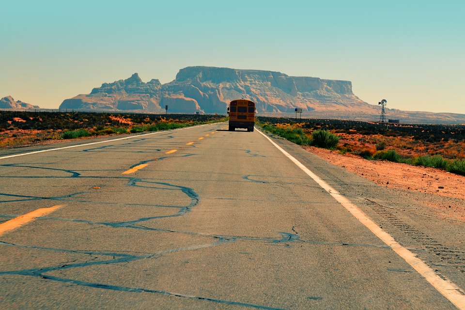 school-bus-698473_960_720